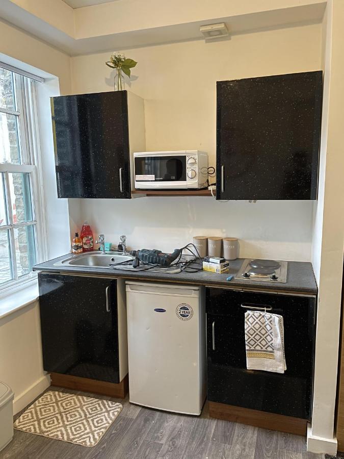 Bv Comfy Budget Studio At Quebec Street Bradford Bradford  Exteriör bild