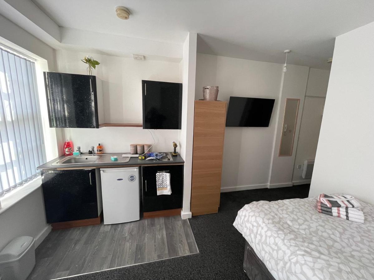 Bv Comfy Budget Studio At Quebec Street Bradford Bradford  Exteriör bild
